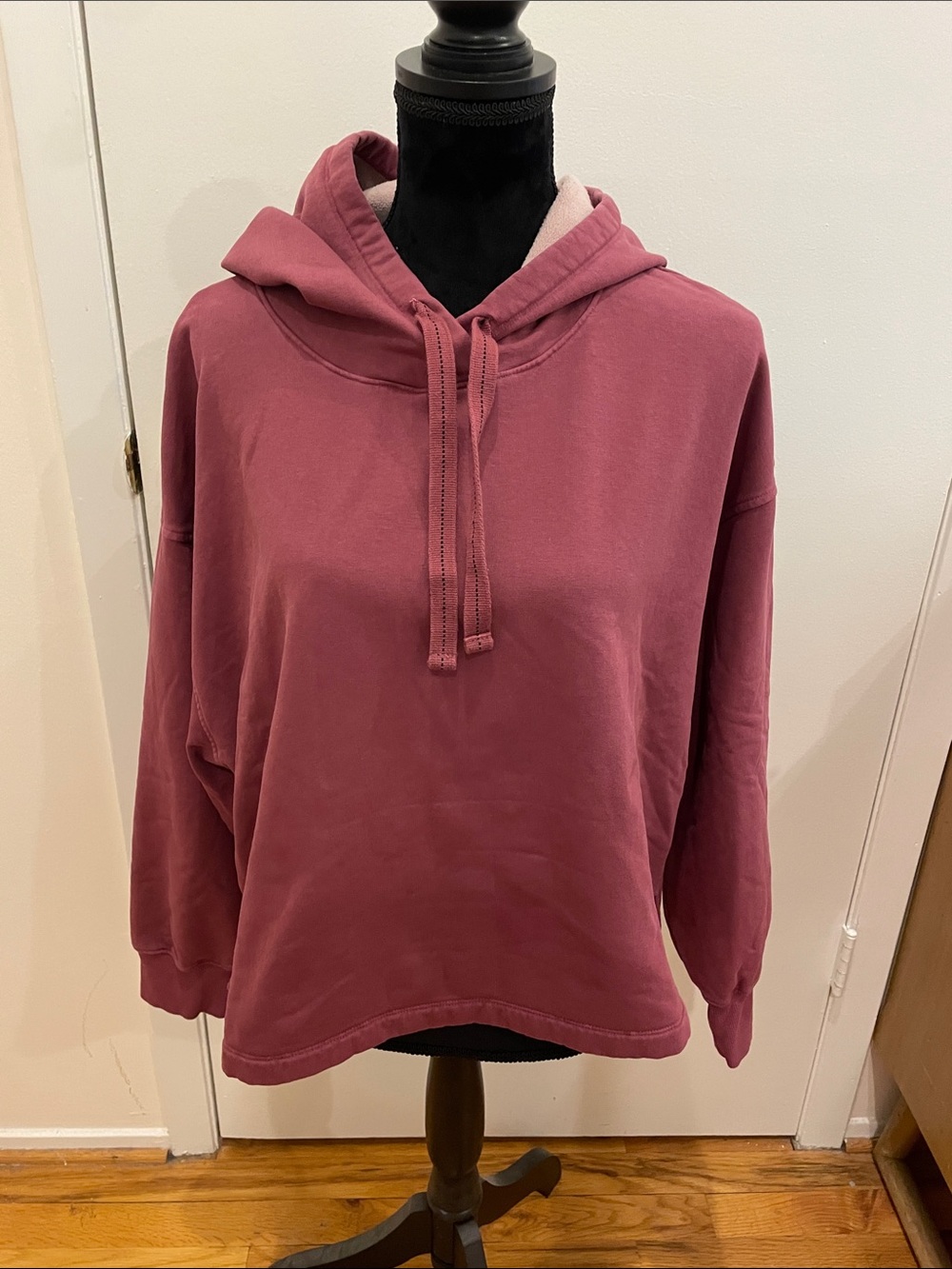 Old Navy hooded sweatshirt size XL